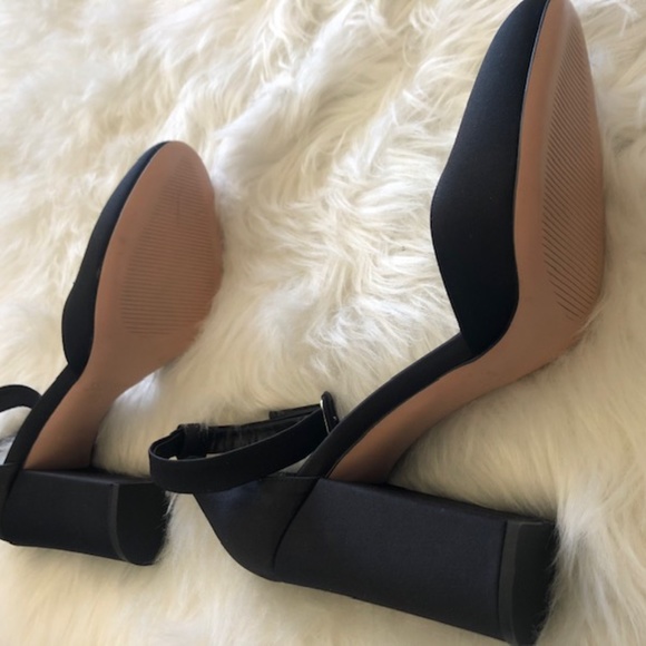 Irs & Ink Black D'orsay Heels - Picture 7 of 9